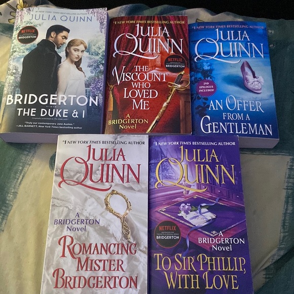 BRIDGERTON: Books 1-5 (ALL SOLD) - Picture 1 of 2